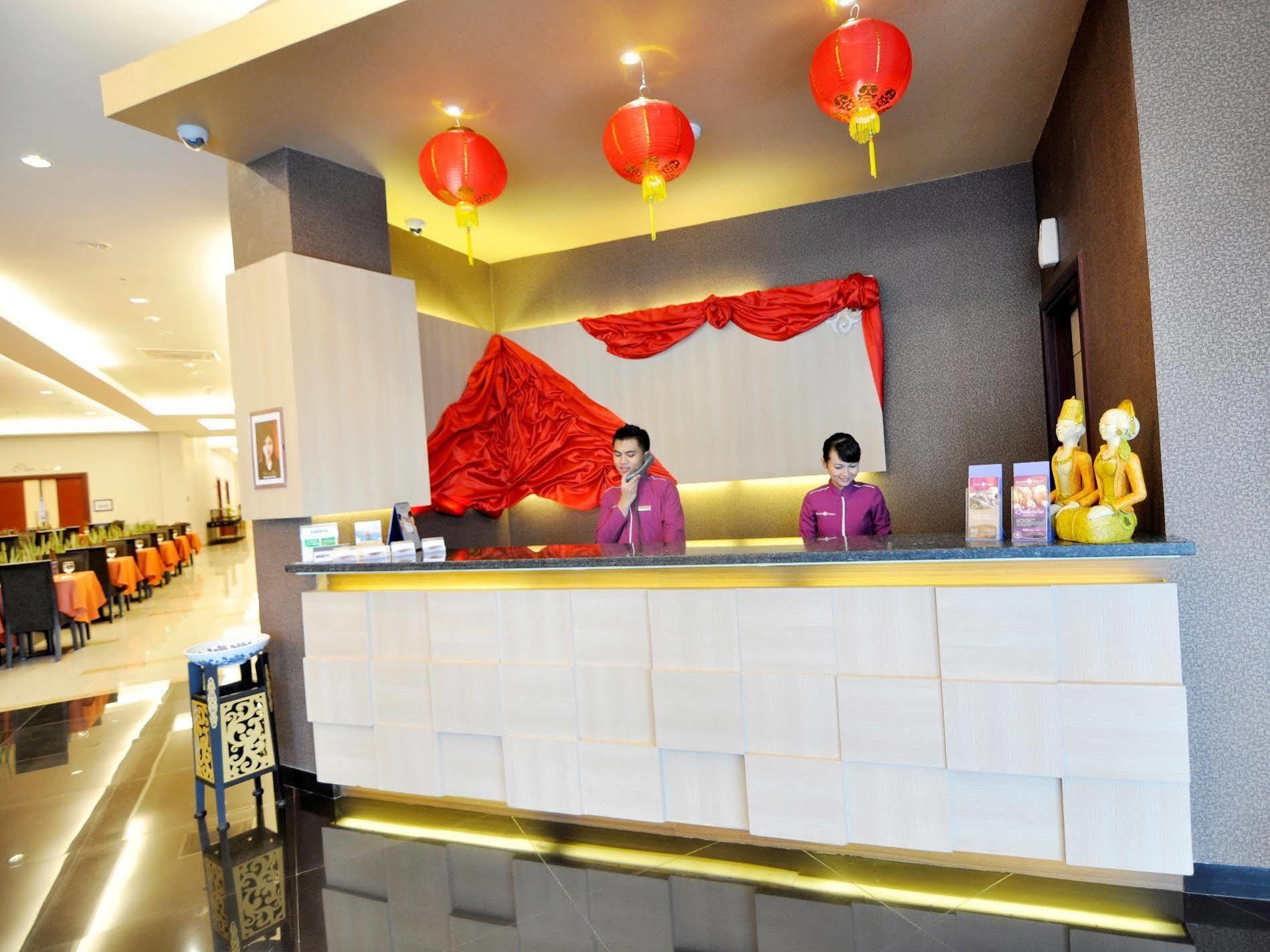 克拉登乔克洛酒店 Klaten 外观 照片
